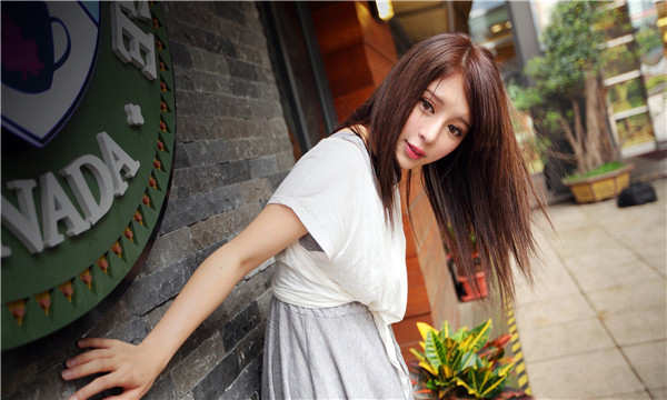 白山想找一个女性生孩子给报酬-｛找个女人生孩子多少钱｝